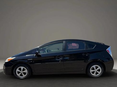 Used 2012 Toyota Prius Three FWD image 9
