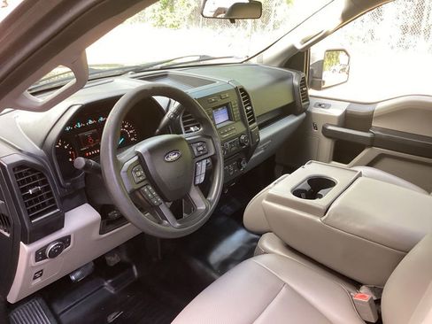 Used 2018 Ford F150 XL w/ Equipment Group 101A Mid RWD image 23