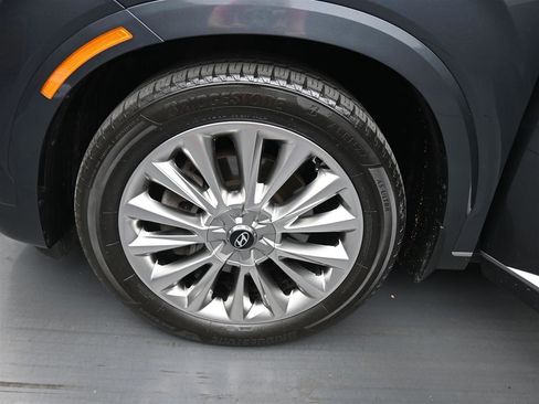 Used 2020 Hyundai Palisade Limited image 18