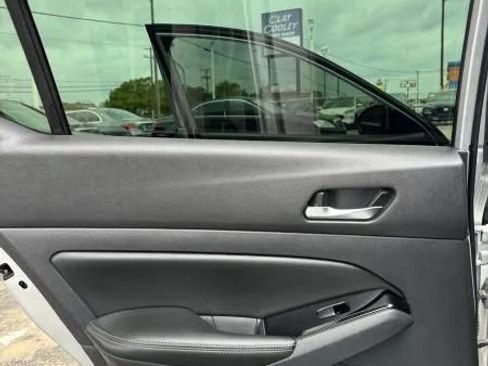 Used 2020 Nissan Altima 2.5 SL image 16