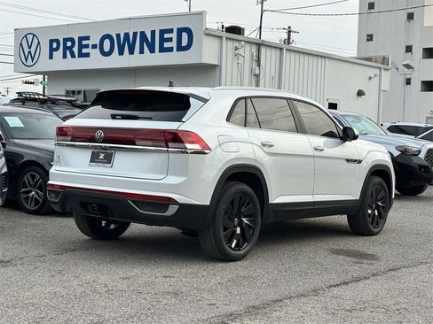 New 2026 Volkswagen Atlas Cross Sport SE image 6
