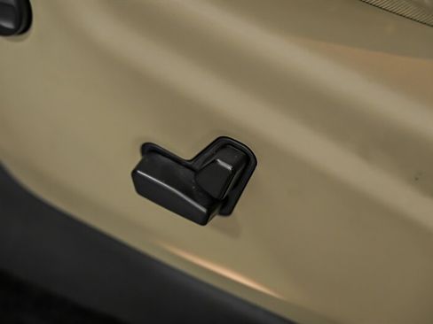 Used 2018 Jeep Grand Cherokee Limited w/ Trailer Tow Group IV AWD/4WD image 21