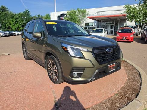 Used 2023 Subaru Forester Limited AWD/4WD image 7