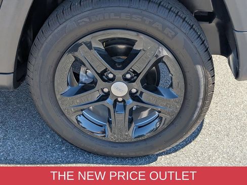 Certified 2023 Jeep Compass Sport AWD/4WD image 8