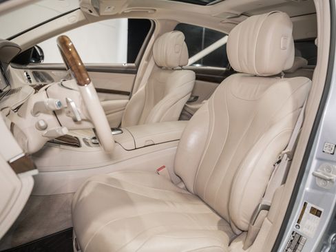 Used 2015 Mercedes-Benz S 550 4MATIC Sedan image 18