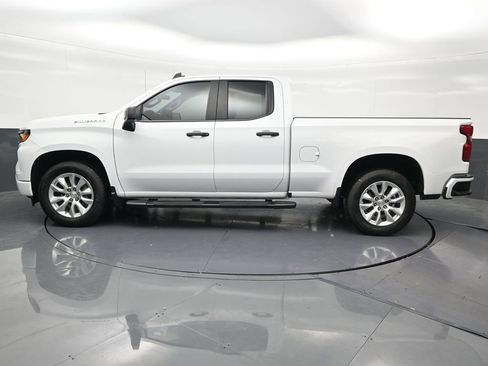Used 2023 Chevrolet Silverado 1500 Custom RWD image 2