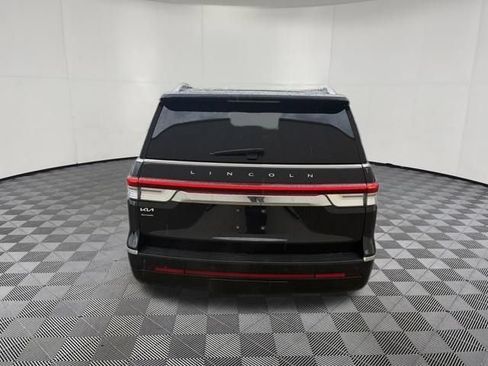 Used 2024 Lincoln Navigator L Reserve AWD/4WD image 7