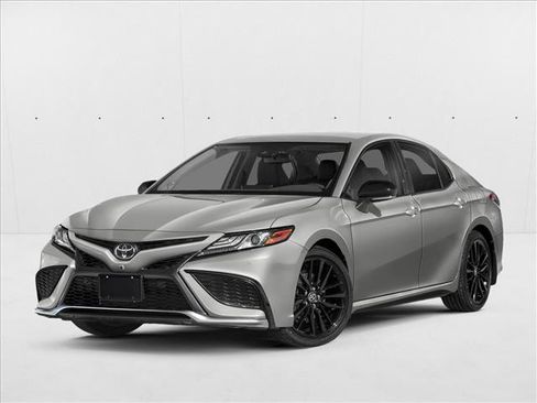 Used 2021 Toyota Camry XSE FWD image 1
