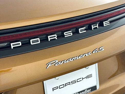 Certified 2025 Porsche Panamera 4S AWD/4WD image 33