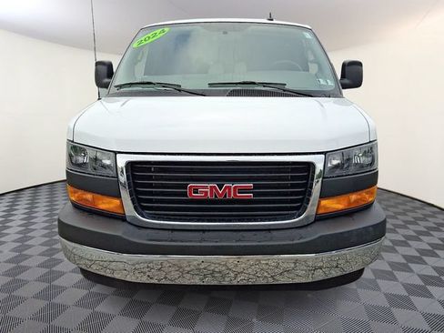 Used 2024 GMC Savana 2500 w/ Driver Convenience Package RWD image 2