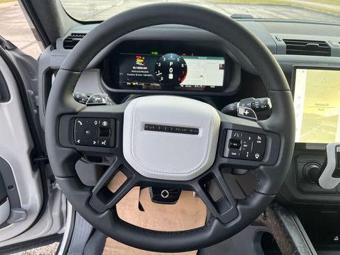 New 2026 Land Rover Defender 110 OCTA image 14