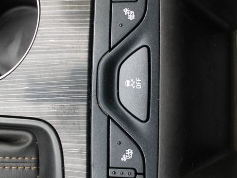 Used 2019 Chevrolet Impala LT w/ Sunroof and Spoiler Package FWD image 37
