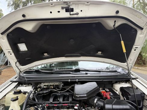 Used 2010 Ford Edge SEL image 30