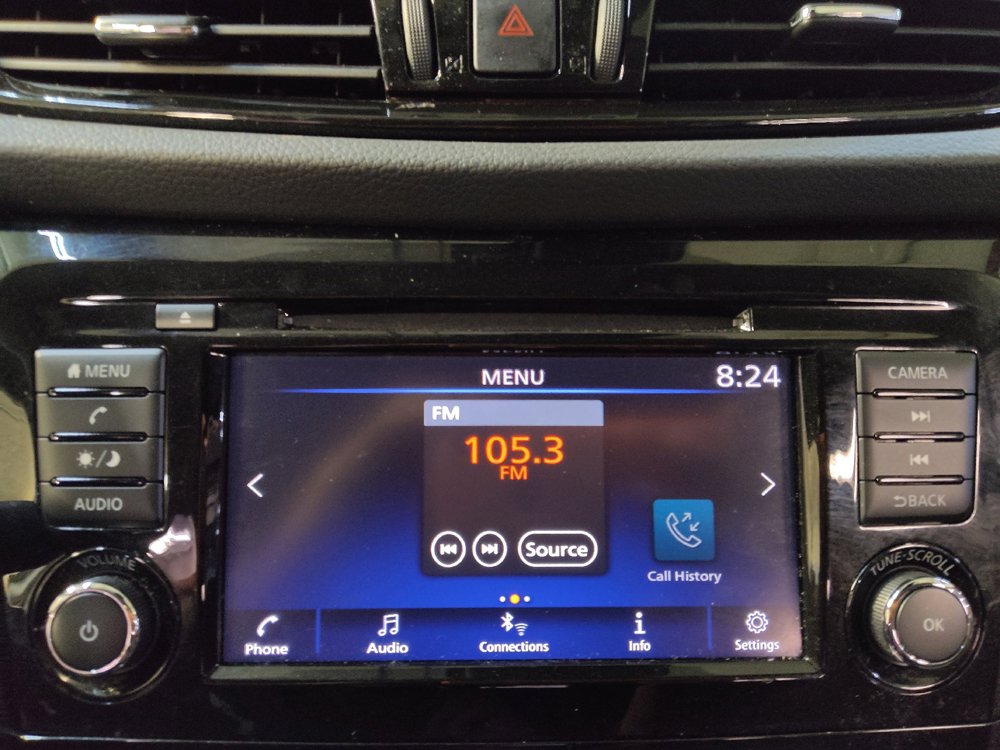 Used 2021 Nissan Rogue Sport SV FWD image 25