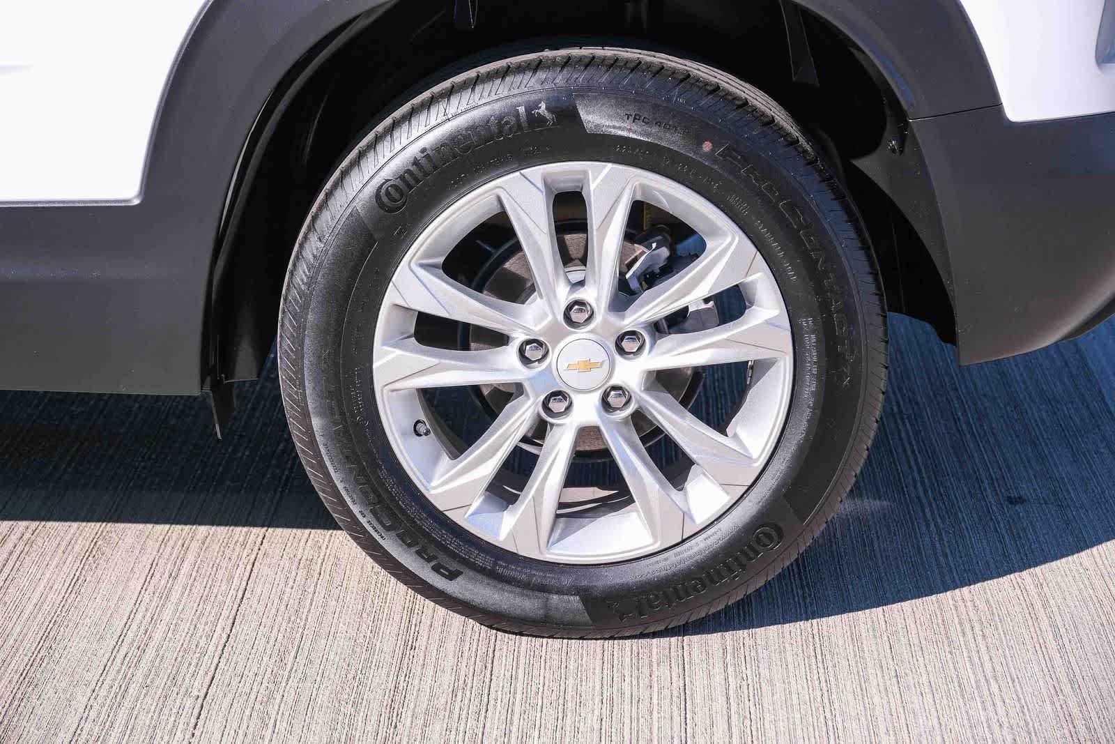 Used 2023 Chevrolet TrailBlazer LS FWD image 9