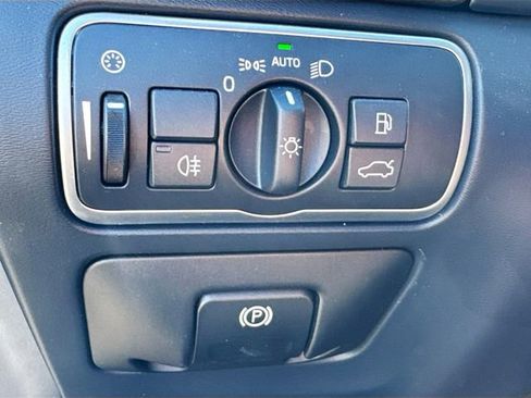 Used 2016 Volvo S60 T6 Platinum image 12