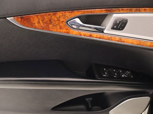 Used 2020 Lincoln Nautilus Reserve w/ Equipment Group 202A AWD/4WD image 16