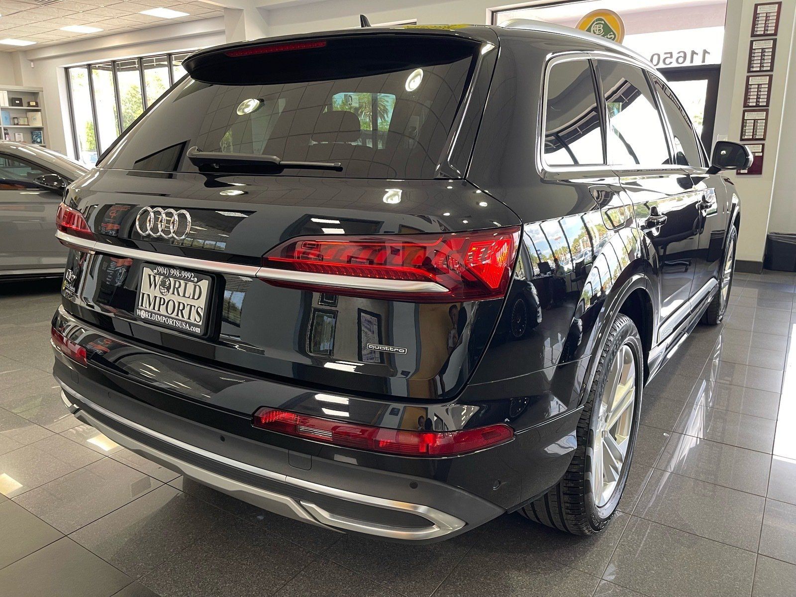 Used 2021 Audi Q7 3.0T Premium AWD/4WD image 18