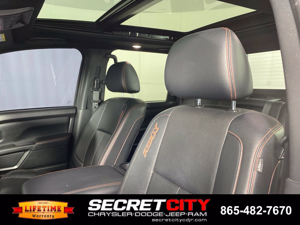 Used 2023 Nissan Titan PRO-4X w/ Pro-4x Convenience Package AWD/4WD image 10