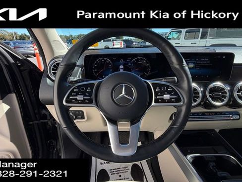 Used 2022 Mercedes-Benz GLB 250 4MATIC image 6