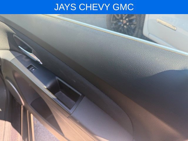 Used 2014 Chevrolet Cruze LT w/ All-Star Edition FWD image 2