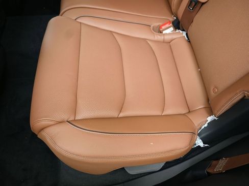 New 2026 Genesis GV70 2.5T Advanced image 17