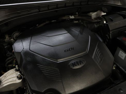 Used 2019 Kia Sorento SX image 26