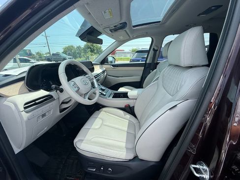 Used 2023 Hyundai Palisade Limited AWD/4WD image 12