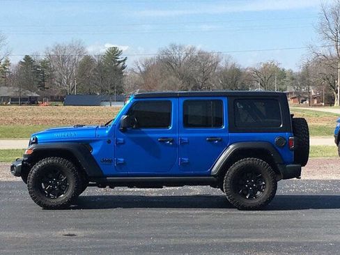 Used 2022 Jeep Wrangler Unlimited Sport image 6
