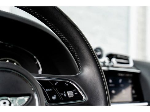 Used 2023 Bentley Bentayga Speed image 33