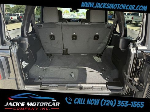Used 2026 Jeep Wrangler Unlimited Sport AWD/4WD image 32