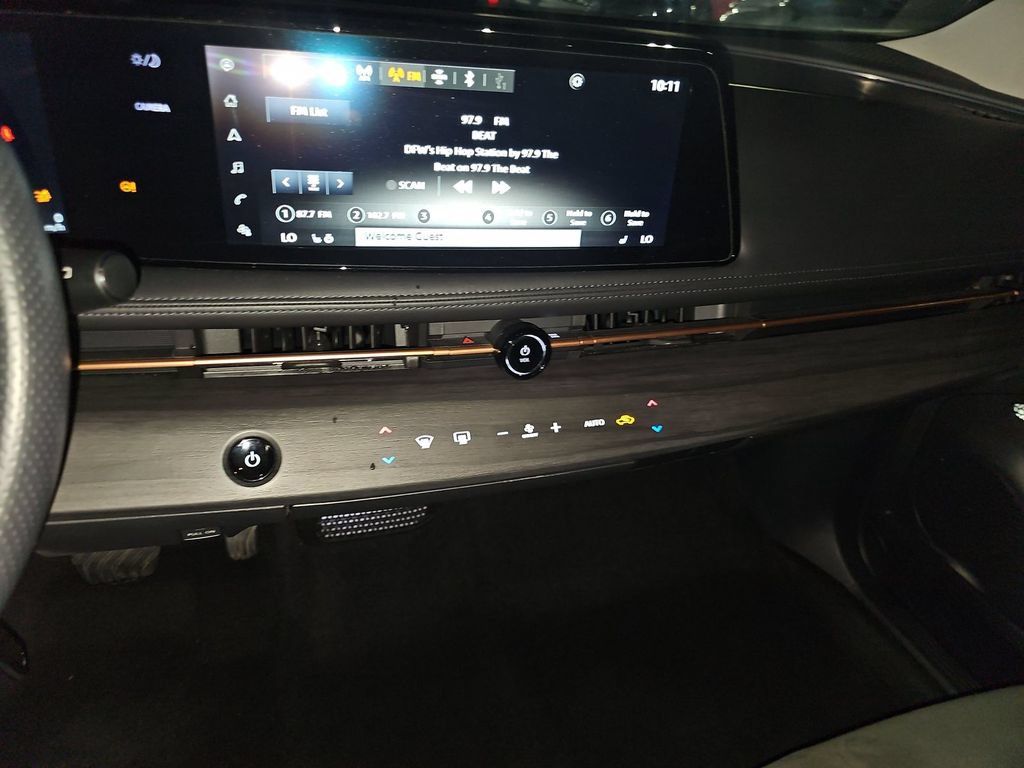 Used 2023 Nissan Ariya FWD image 6
