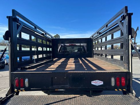 Used 2007 Chevrolet Silverado 3500 W/T image 12