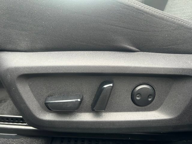 Used 2023 Nissan Rogue SV AWD/4WD image 15