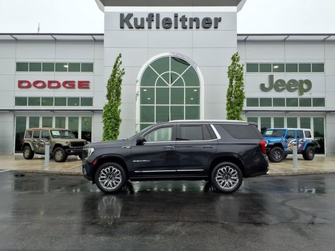Used 2023 GMC Yukon Denali Ultimate AWD/4WD image 1