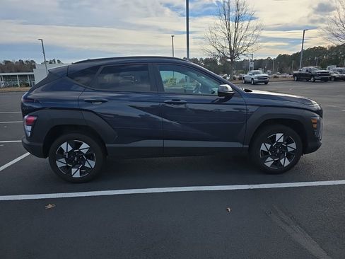 Used 2024 Hyundai Kona SEL image 11