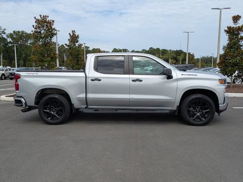 Used 2022 Chevrolet Silverado 1500 Custom w/ Rally Edition AWD/4WD image 2