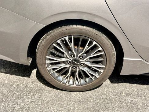 Used 2023 Kia Forte GT-Line w/ GT-Line Technology Package FWD image 30
