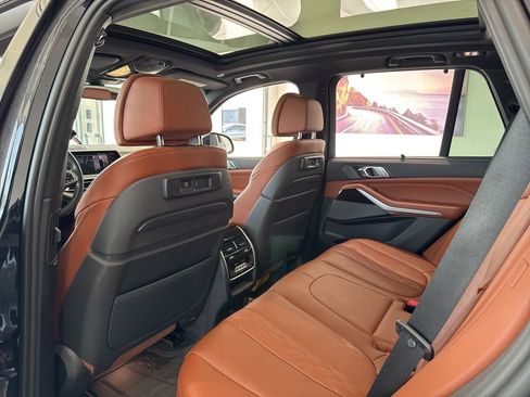 Used 2023 BMW X5 M50i w/ Executive Package image 40