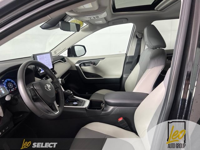 Used 2025 Toyota RAV4 Limited w/ Weather Package AWD/4WD image 12