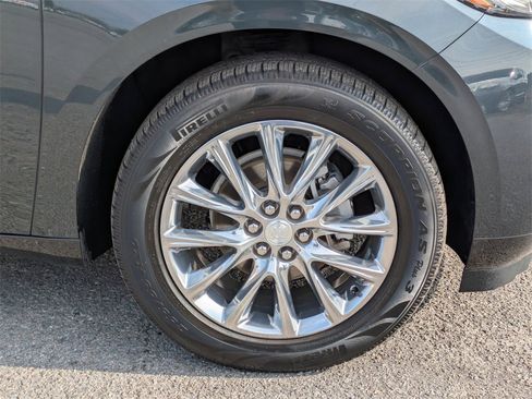 Used 2019 Buick Enclave Essence image 12