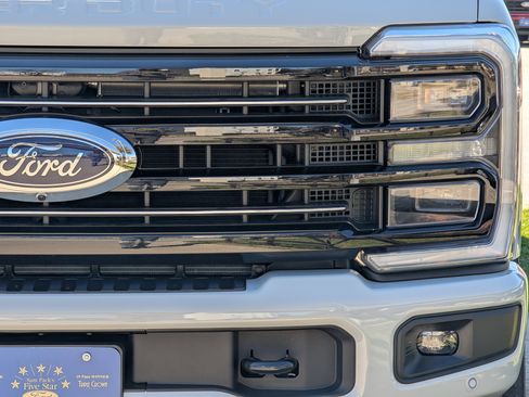 New 2026 Ford F250 Platinum AWD/4WD image 8
