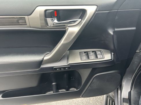 Used 2023 Lexus GX 460 Premium image 15