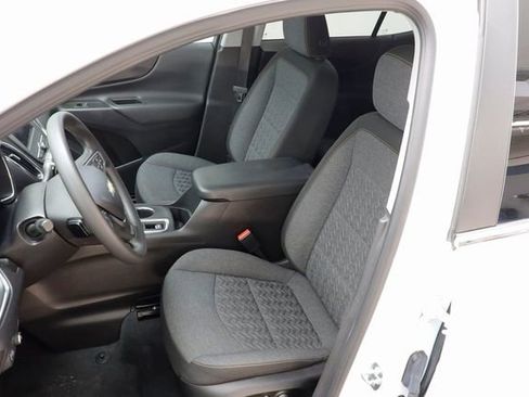 Used 2023 Chevrolet Equinox LT image 14