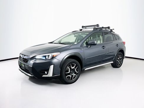 Used 2023 Subaru Crosstrek Hybrid image 3