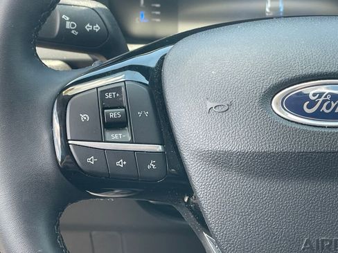 Certified 2023 Ford Escape Active w/ Cold Weather Package FWD image 18