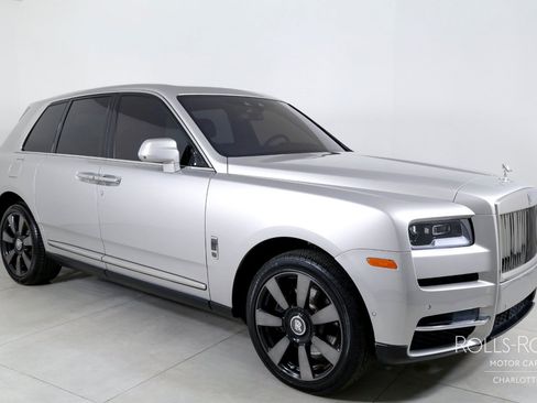 Used 2021 Rolls-Royce Cullinan AWD/4WD image 5