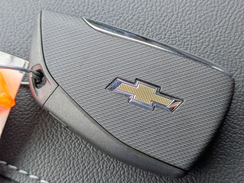 New 2026 Chevrolet Traverse LT FWD image 25