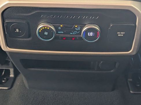 Used 2024 Ford Expedition Max Limited AWD/4WD image 28