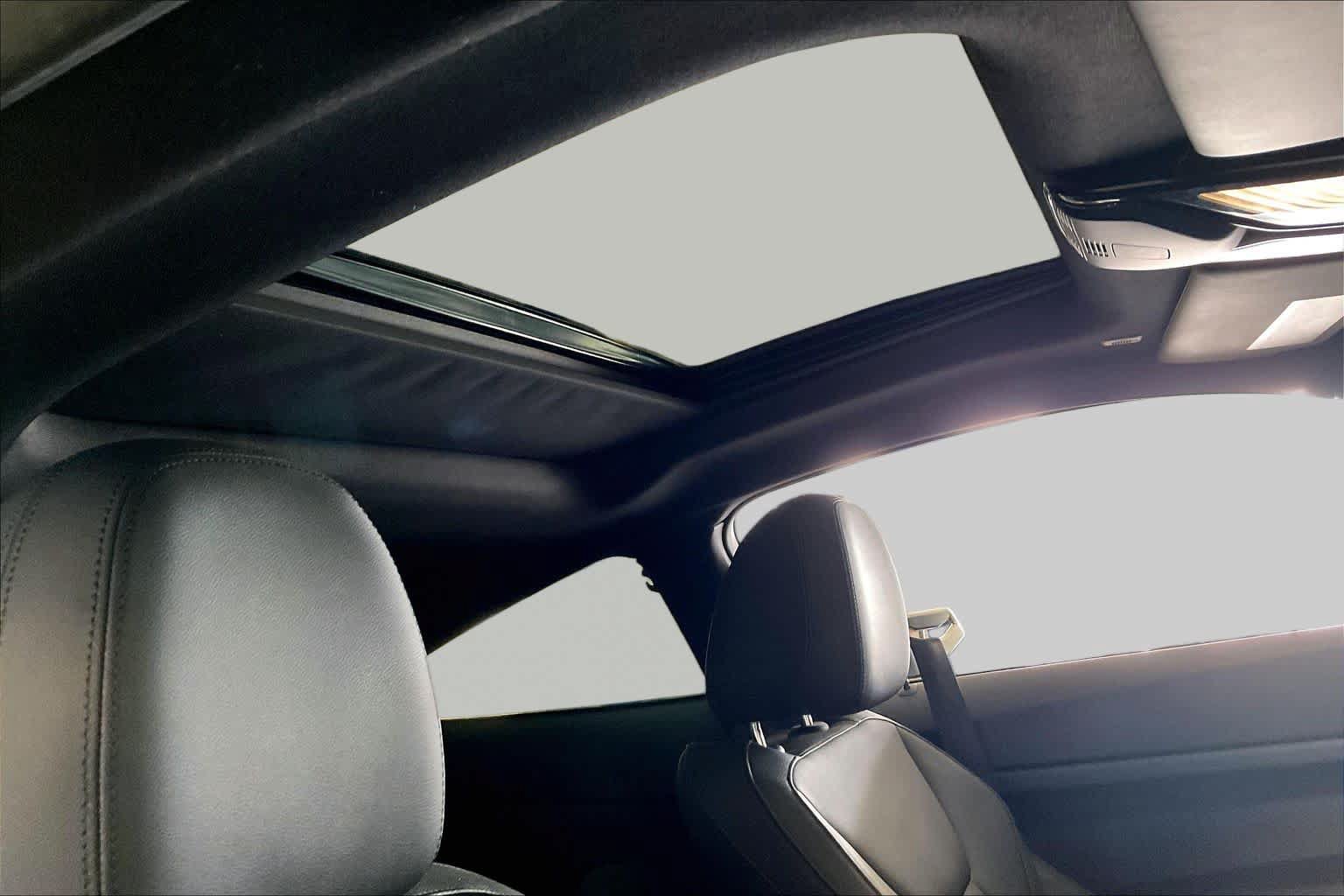 Used 2021 BMW 430i Coupe w/ Convenience Package RWD image 13